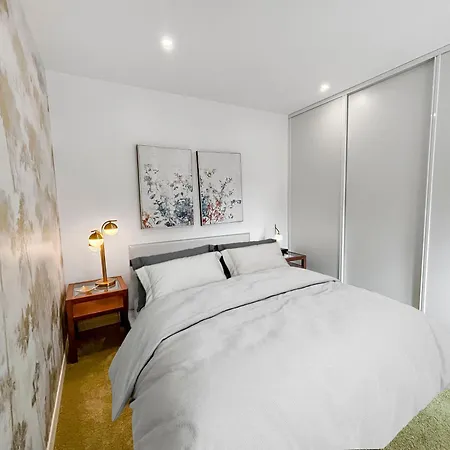 Climatisation, Parking Prive, Maison Plein Pied Proche Gare, 1 Chambre, Capacite 4 *