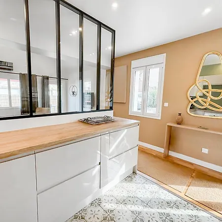 Maison Rdc Et Confort Proche Gare, Parking Prive, Climatisation, 1 Chambre, Capacite 4 *