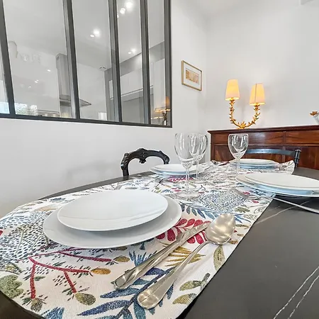 Maison Rdc Et Confort Proche Gare, Parking Prive, Climatisation, 1 Chambre, Capacite 4