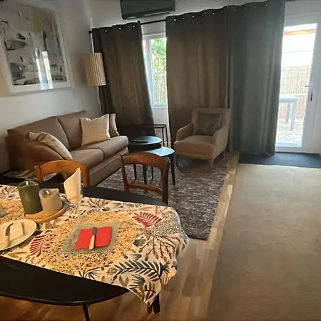 Appartement Maison Rdc Et Confort Proche Gare, Parking Prive, Climatisation, 1 Chambre, Capacite 4 Brétigny-sur-Orge
