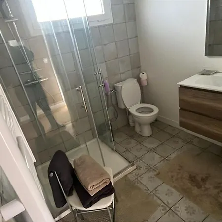Maison Rdc Et Confort Proche Gare, Parking Prive, Climatisation, 1 Chambre, Capacite 4 Apartment *